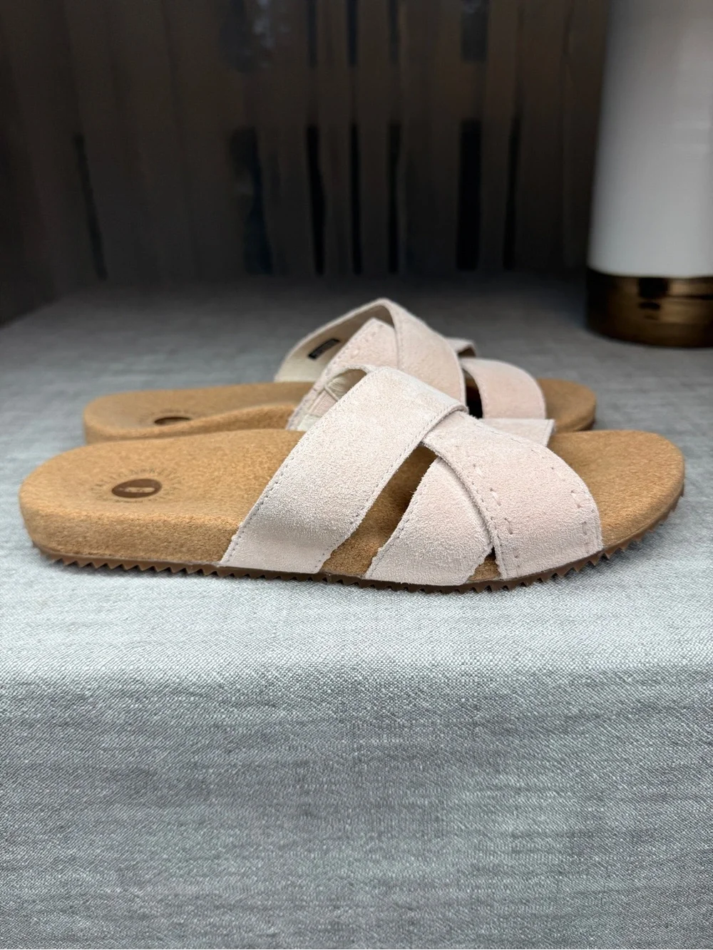 Revitalign Eden Suede Slide Sandals Blush Pink Size 7